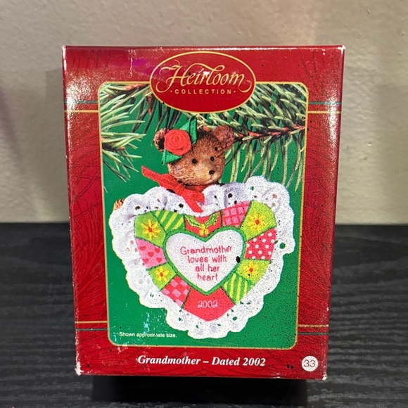 Heirloom Collection Grandmother Heart Ornament - Red and Green - Picture 1 of 4